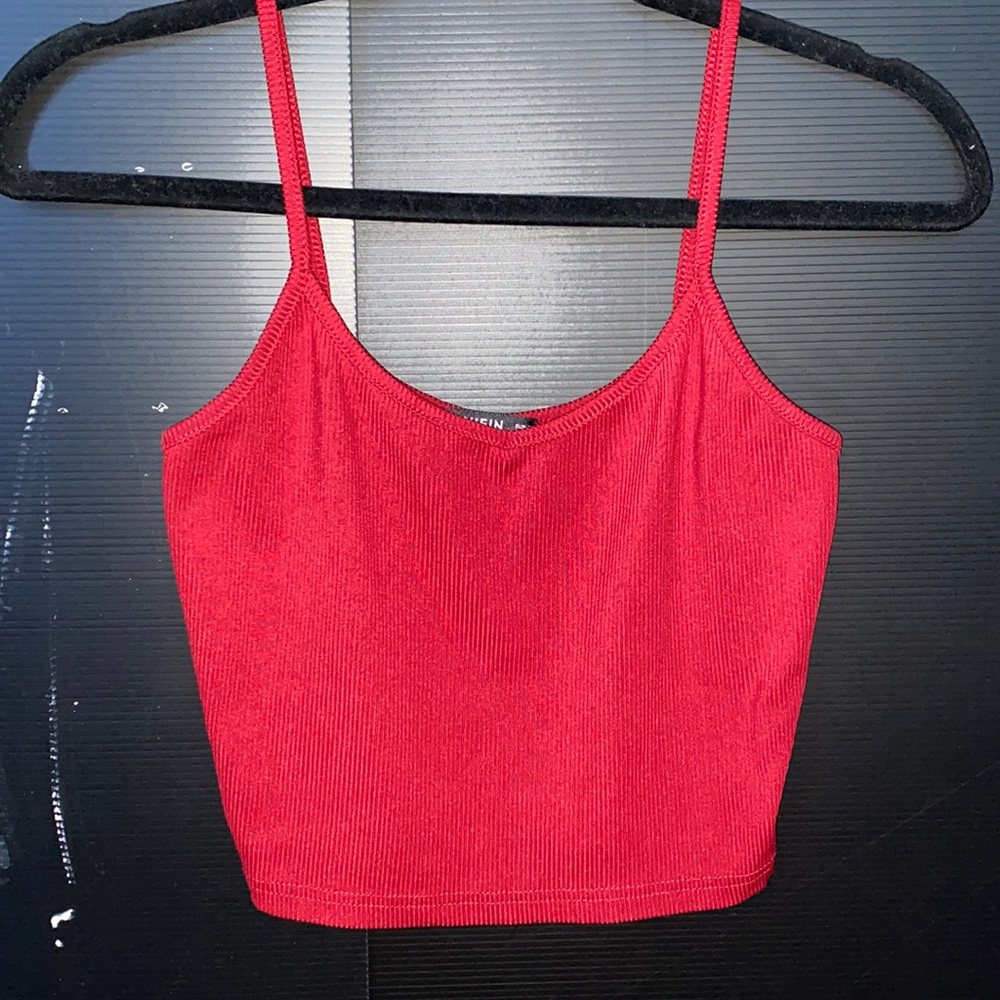 Cropped tank top